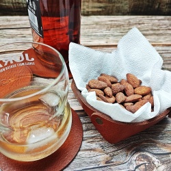 Комплект подложки за чаши от естествена кожа „CHEERS” 6+1 с поставка